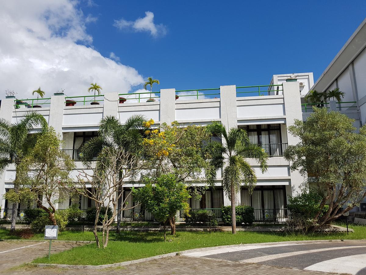 Grand Royal Taliwang Hotel Exterior foto